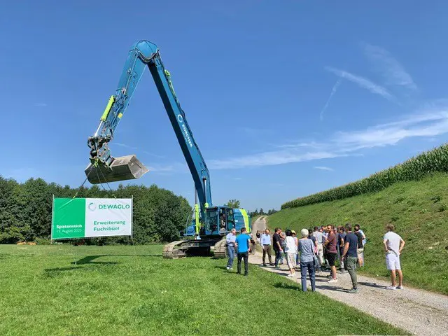 Dewaglo Spatenstich 4